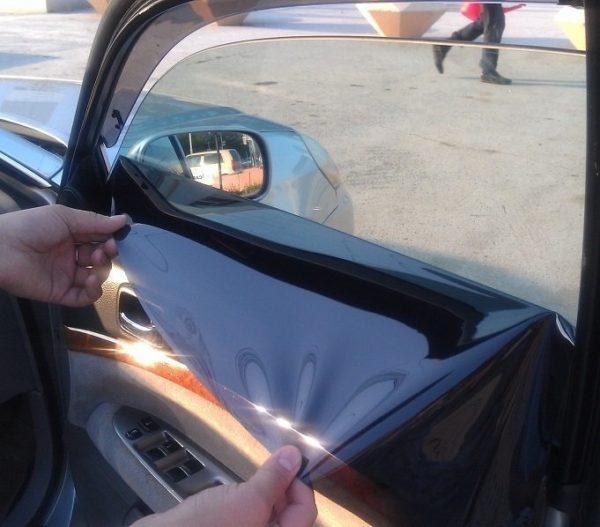 Съемная силиконовая тонировка на 2 стекла для Audi A4 III (B7)