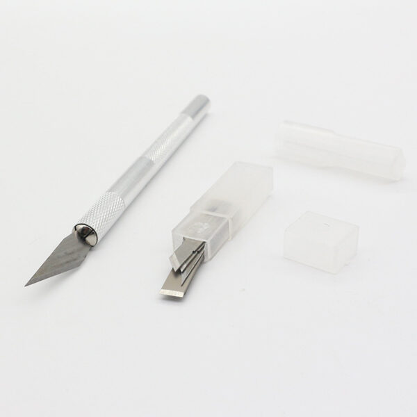 Нож макетный для особо точных работ + 9 сменных лезвий
